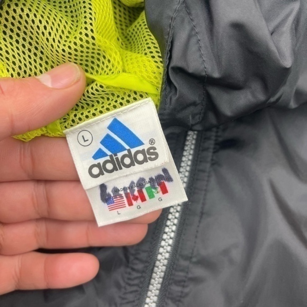 VTG ADIDAS Embroidered Windbreaker - Picture 4 of 4